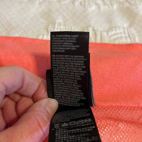 The North Face HyVent windbreaker/shell jacket, light grey/coral pink, Women's L - Picture 16 of 16